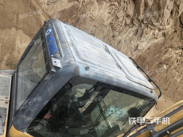 駕駛室頂部俯視(上車(chē)部件) 駕駛室頂部俯視(上車(chē)部件)