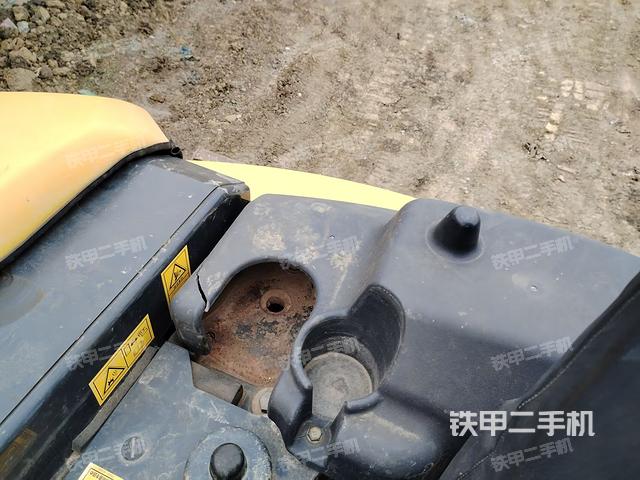 后窗玻璃角標(biāo)（駕駛室部分）