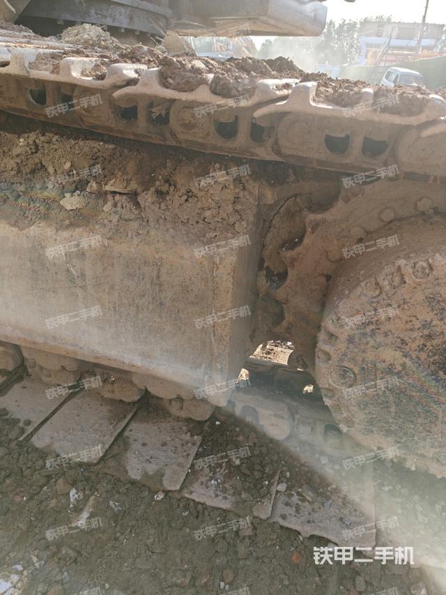 左驅(qū)動輪（行走機構）