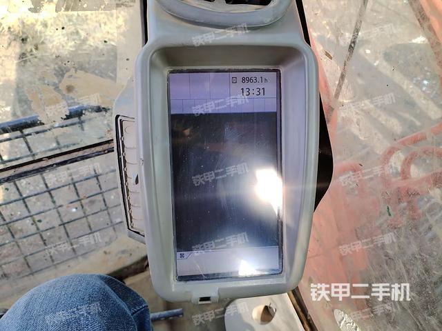 顯示屏?(駕駛室部分) 顯示屏?(駕駛室部分)