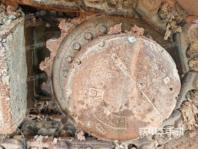 右驱动轮(行走机构) 右驱动轮(行走机构)