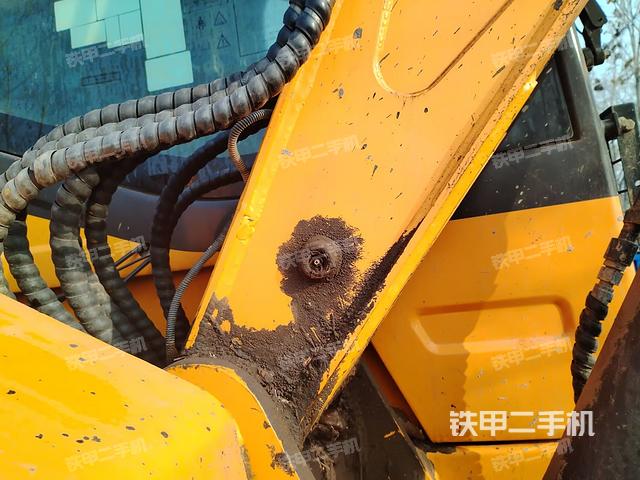 大臂根部?斜(工作和回轉(zhuǎn)裝置) 大臂根部?斜(工作和回轉(zhuǎn)裝置)
