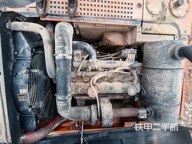 發(fā)動機(jī)整體俯視(整機(jī)外觀) 發(fā)動機(jī)整體俯視(整機(jī)外觀)