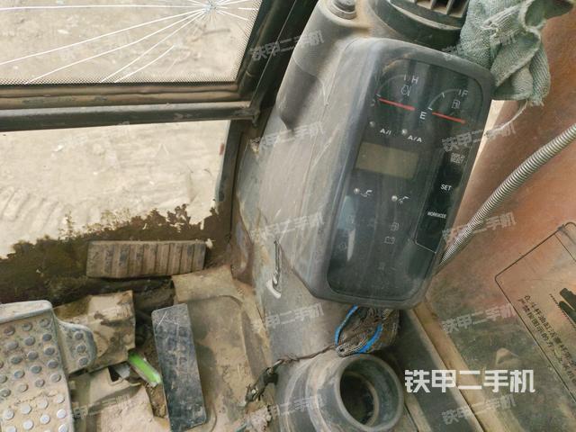 小时表(驾驶室部分) 小时表(驾驶室部分)