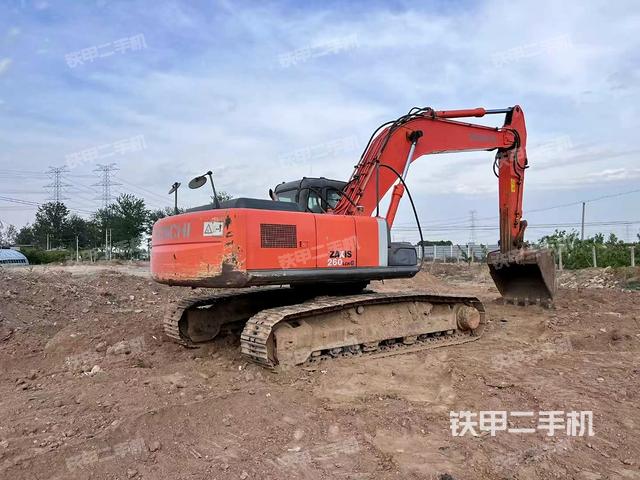 整機右后45°(整機外觀) 整機右后45°(整機外觀)