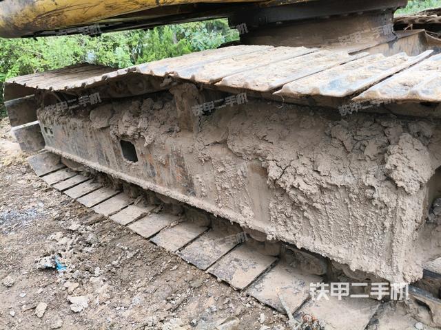 右側(cè)履帶整體?(行走機構(gòu)) 右側(cè)履帶整體?(行走機構(gòu))