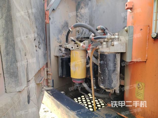 液壓泵室(大件艙室) 液壓泵室(大件艙室)