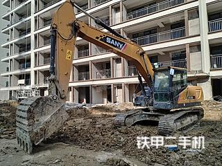三一重工SY215C挖掘机实拍图片
