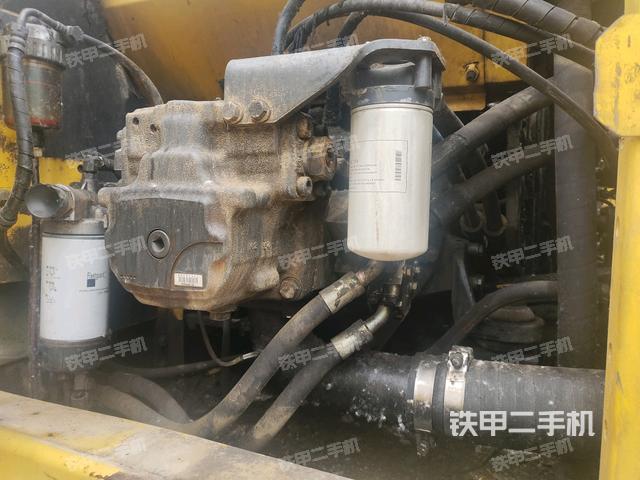 液壓泵斜45?左(大件艙室) 液壓泵斜45?左(大件艙室)