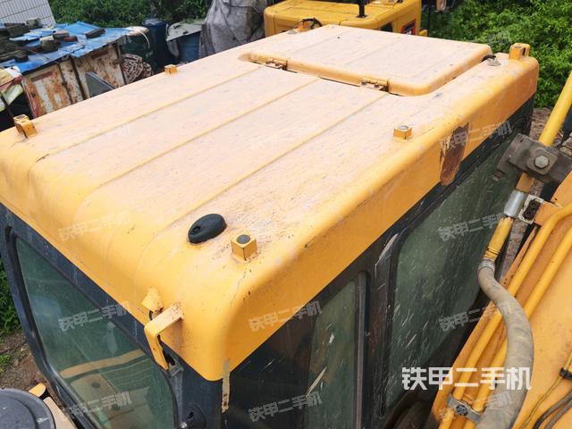 驾驶室顶部俯视（上车部件）