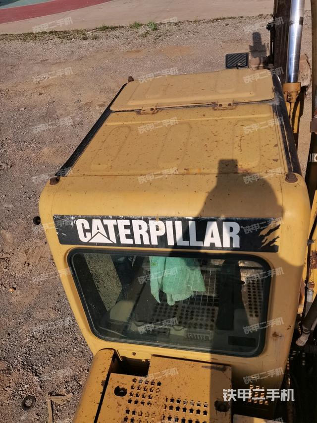 驾驶室顶部俯视(上车部件) 驾驶室顶部俯视(上车部件)