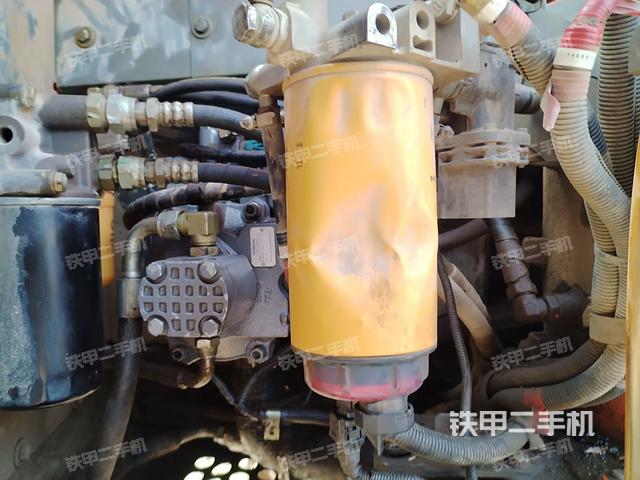 液壓泵斜45?左(大件艙室) 液壓泵斜45?左(大件艙室)