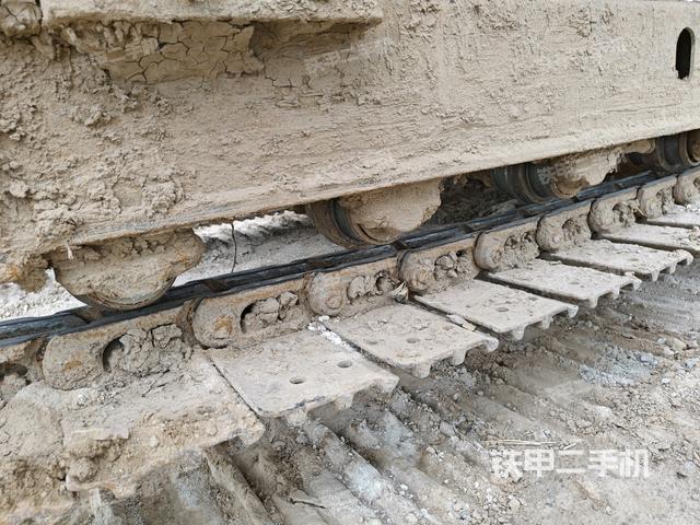 右驅(qū)動(dòng)輪(行走機(jī)構(gòu)) 右驅(qū)動(dòng)輪(行走機(jī)構(gòu))