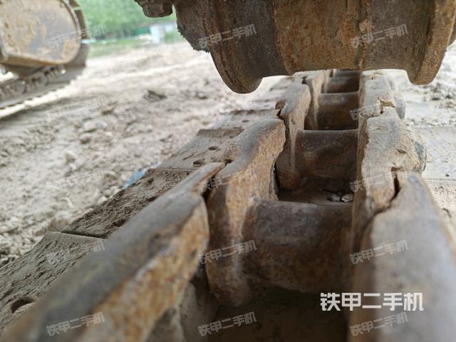 右側(cè)行走馬達(dá)蓋板(行走機(jī)構(gòu)) 右側(cè)行走馬達(dá)蓋板(行走機(jī)構(gòu))