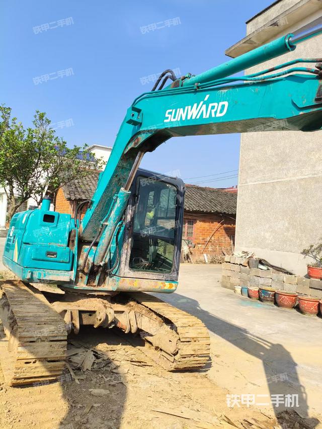 整機右后45°（整機外觀）