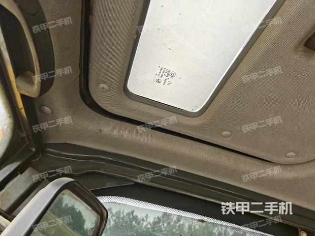 頂棚整體(駕駛室部分) 頂棚整體(駕駛室部分)
