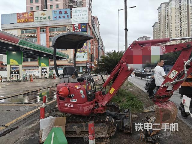 單側(cè)履帶整體(整機外觀) 單側(cè)履帶整體(整機外觀)