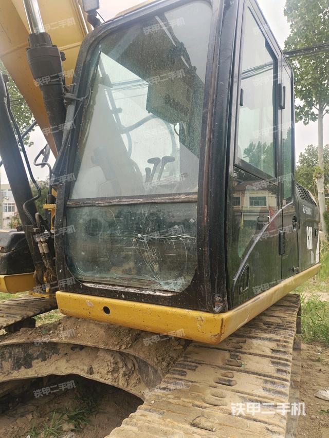 驾驶室左前45度（驾驶室部分）