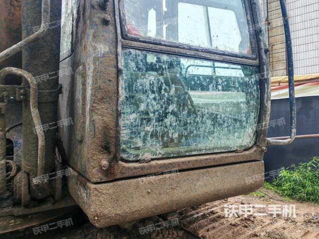 小臂整体右前（工作和回转装置）