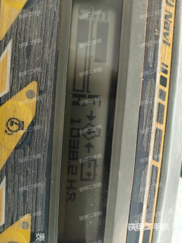 駕駛室整體(整機外觀) 駕駛室整體(整機外觀)
