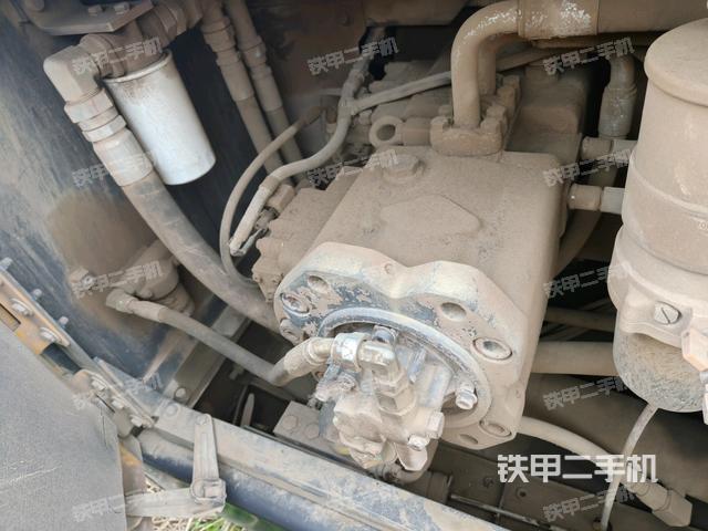 液壓泵斜45?左(大件艙室) 液壓泵斜45?左(大件艙室)