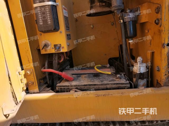 电瓶(大件舱室) 电瓶(大件舱室)