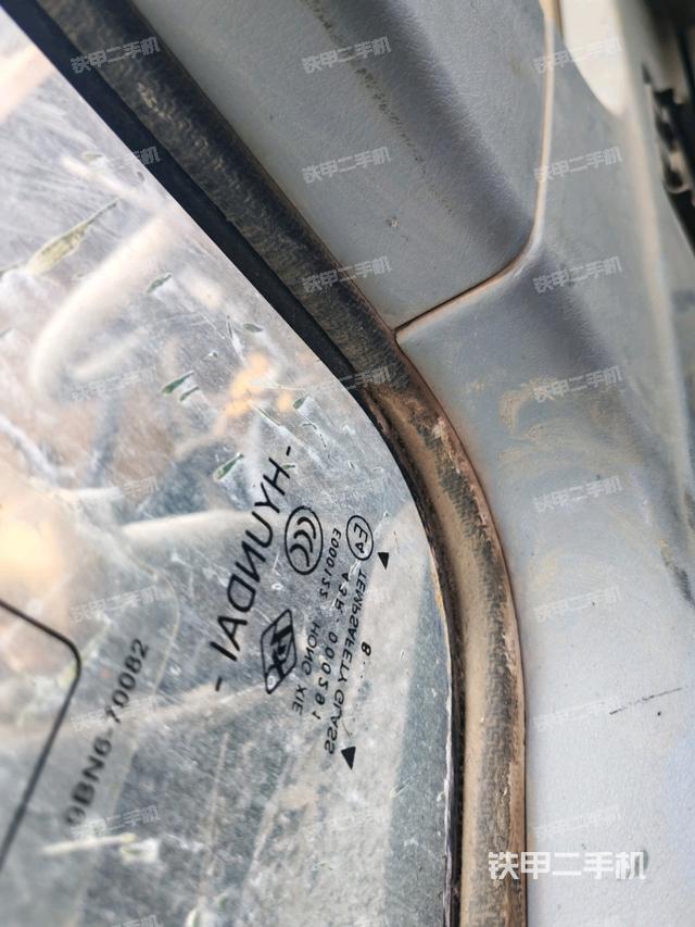 顶棚整体（驾驶室部分）