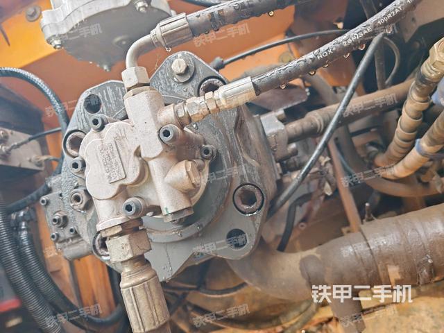 液压泵室(大件舱室) 液压泵室(大件舱室)