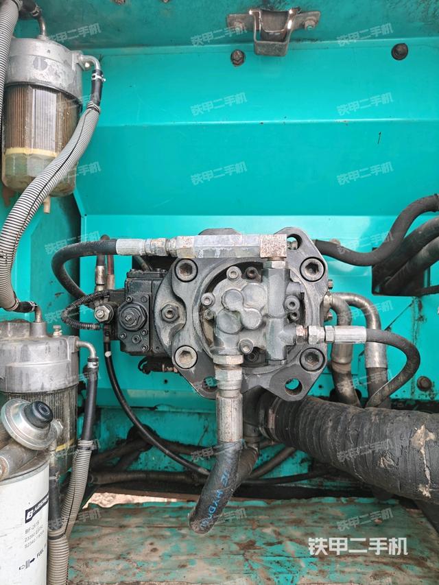 液压泵室（大件舱室）