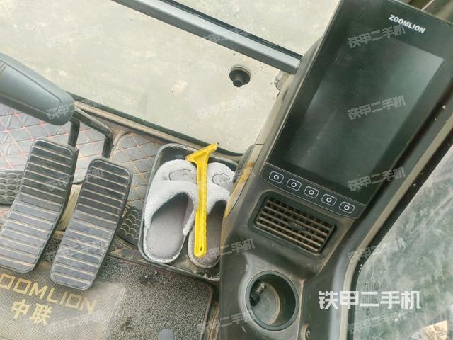 显示屏 （驾驶室部分）