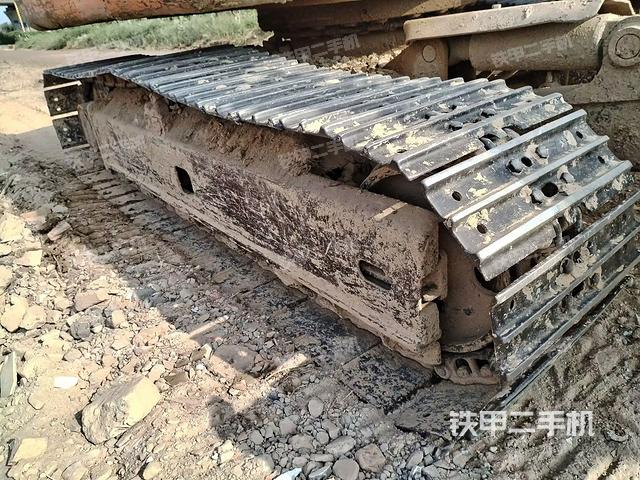 左側(cè)履帶整體?(行走機構(gòu)) 左側(cè)履帶整體?(行走機構(gòu))