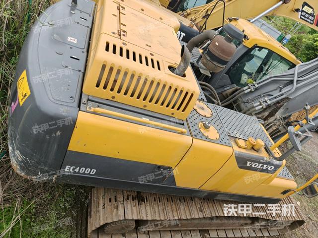 右后45(整機(jī)外觀) 右后45(整機(jī)外觀)