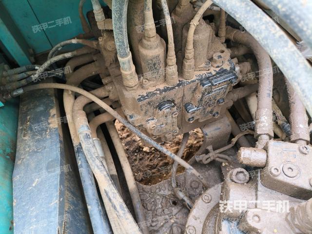 分配閥（上車部件）