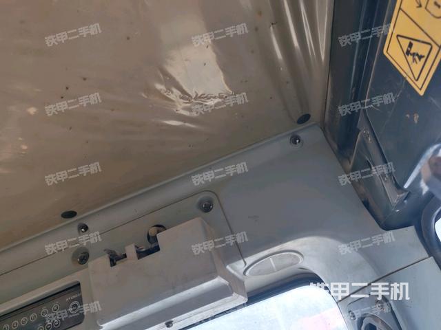 驾驶室左后45度（驾驶室部分）