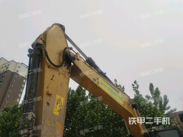 小臂整體左后(工作和回轉(zhuǎn)裝置) 小臂整體左后(工作和回轉(zhuǎn)裝置)