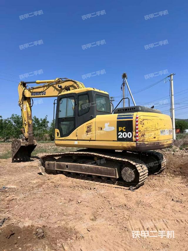 驾驶室顶部（整机外观）