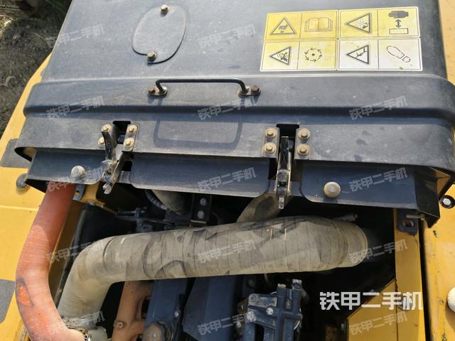 水箱+风扇特写(上车部件) 水箱+风扇特写(上车部件)