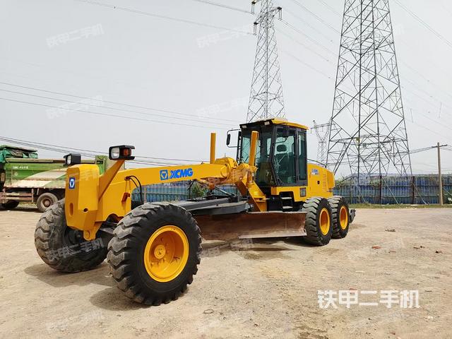 徐工GR1803平地機(jī)
