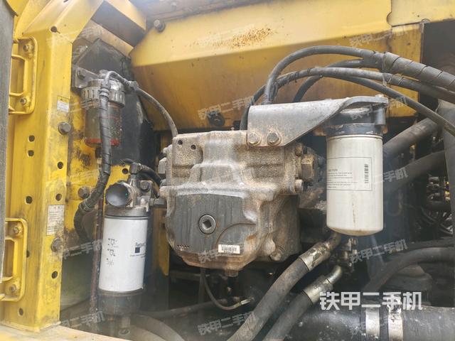 液壓泵室(大件艙室) 液壓泵室(大件艙室)