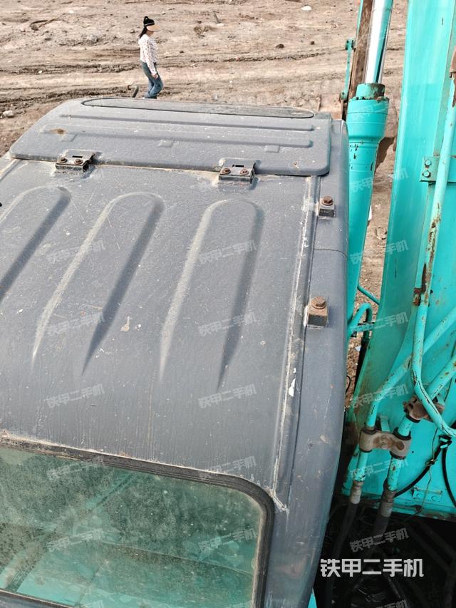 驾驶室顶部俯视（上车部件）