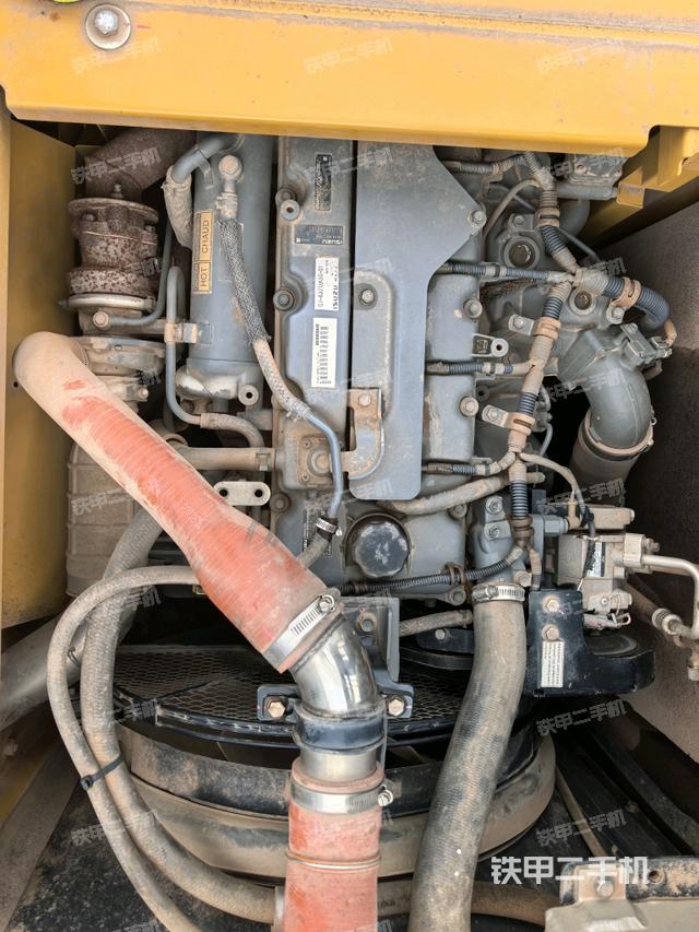 驾驶室顶部俯视(上车部件) 驾驶室顶部俯视(上车部件)