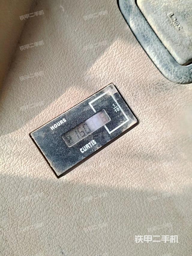 小時表(駕駛室部分) 小時表(駕駛室部分)