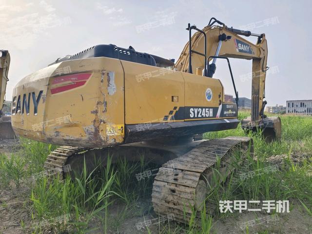 右后45(整机外观) 右后45(整机外观)