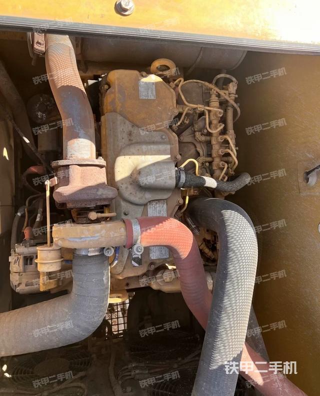 發(fā)動機整體俯視(整機外觀) 發(fā)動機整體俯視(整機外觀)