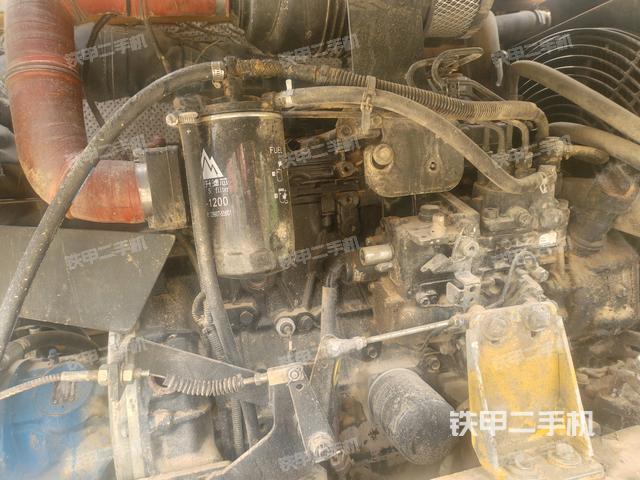 發(fā)動(dòng)機(jī)整體俯視(整機(jī)外觀(guān)) 發(fā)動(dòng)機(jī)整體俯視(整機(jī)外觀(guān))