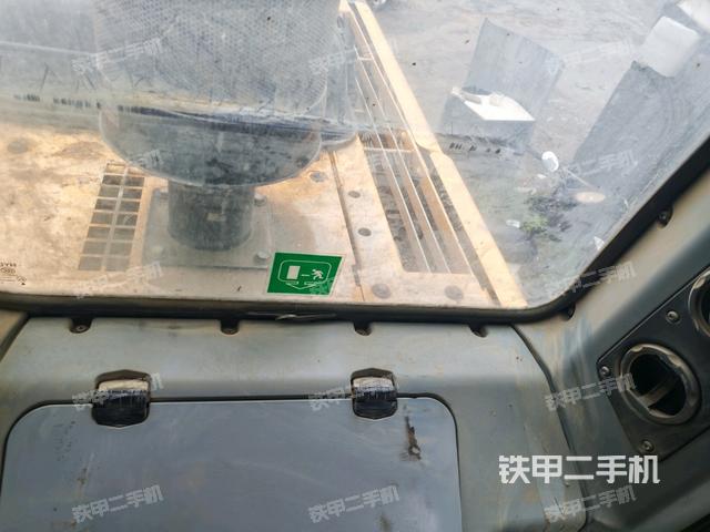 驾驶室正侧（驾驶室部分）