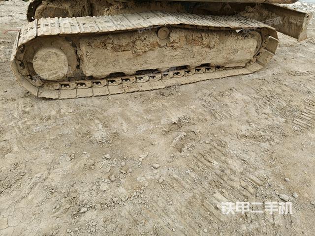 左側(cè)履帶整體?（行走機構(gòu)）