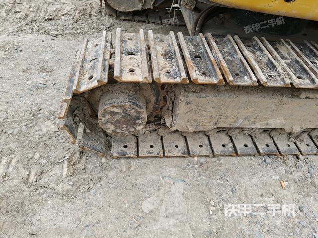 左托鏈輪和鏈筋(行走機構(gòu)) 左托鏈輪和鏈筋(行走機構(gòu))