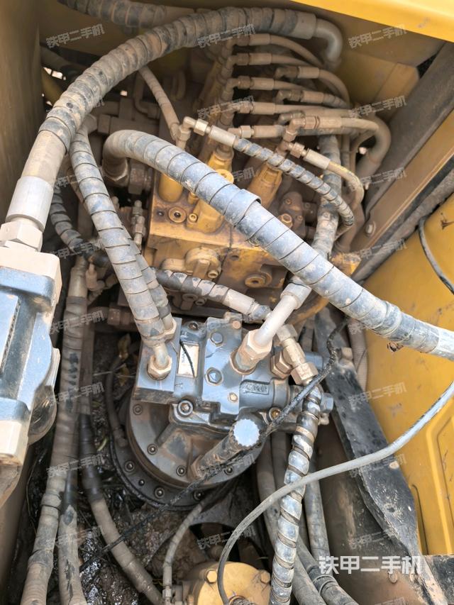 回转马达(上车部件) 回转马达(上车部件)