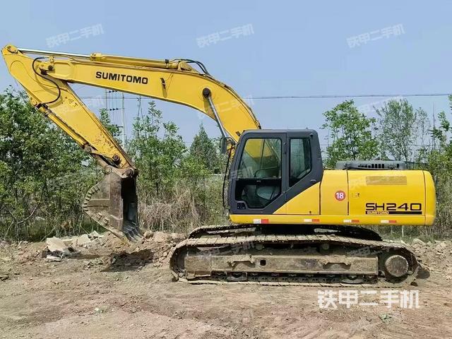 駕駛室整體（整機(jī)外觀）